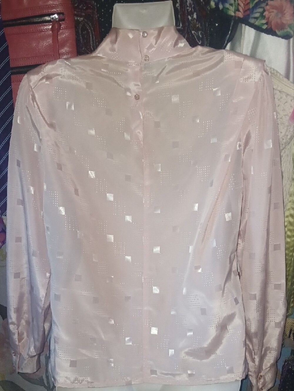 jonathan martin 80s Vintage Light Pink Satin Blouse with Subtle Geometric Shine - Picture 5 of 8